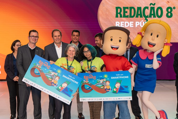 Alunos são premiados em evento do Agrinho, promovido pelo Sistema FAEP/SENAR-PR